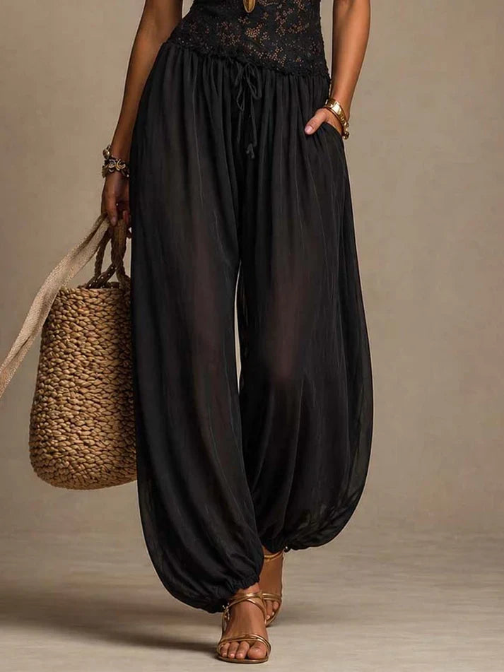 Laia | Mono halter con encaje fluido
