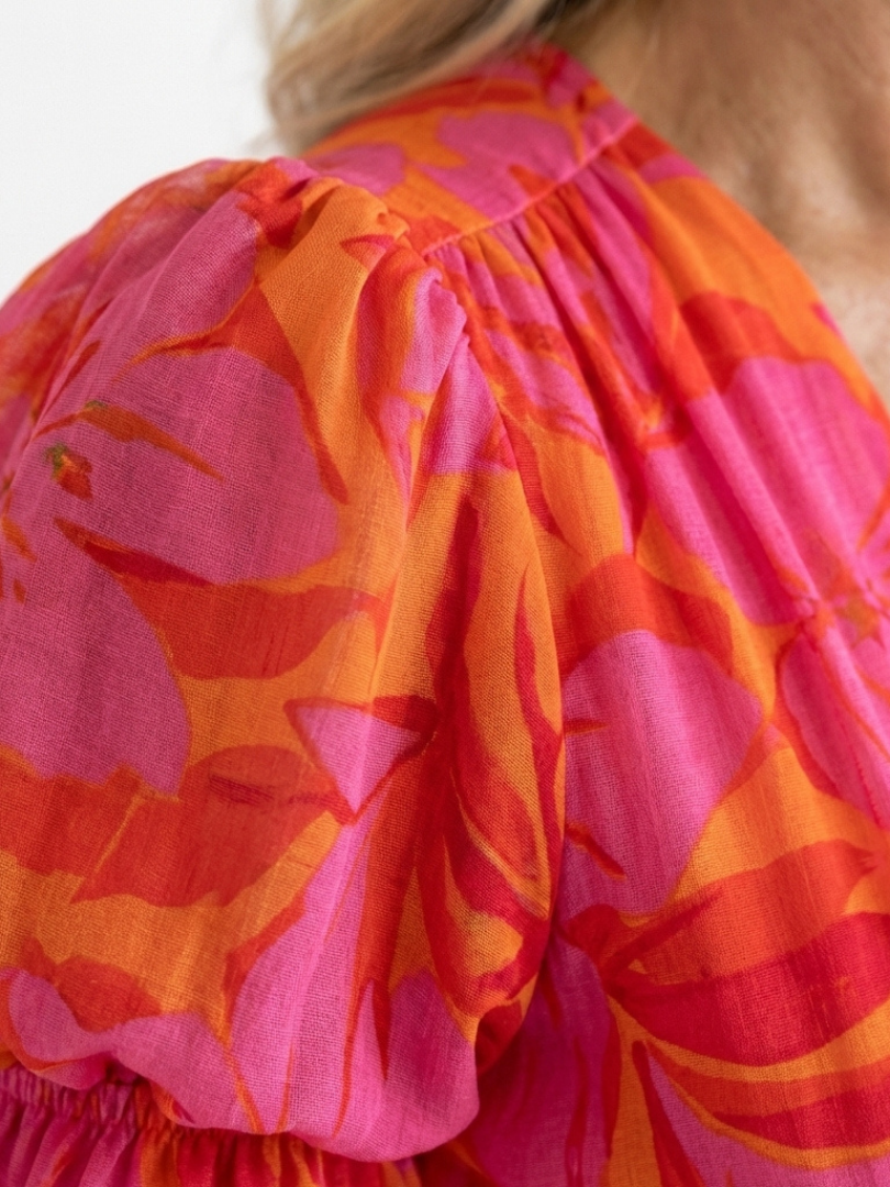Willow - Vestido midi floral con escote en V y mangas abullonadas