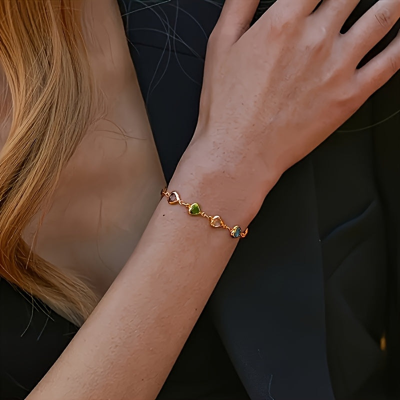 Pulsera Dorada con Corazones de Colores