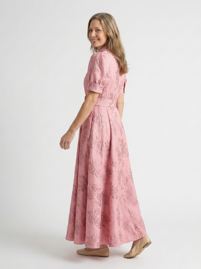 Xanthea - Vestido camisero largo floral con textura, manga corta y cinturón