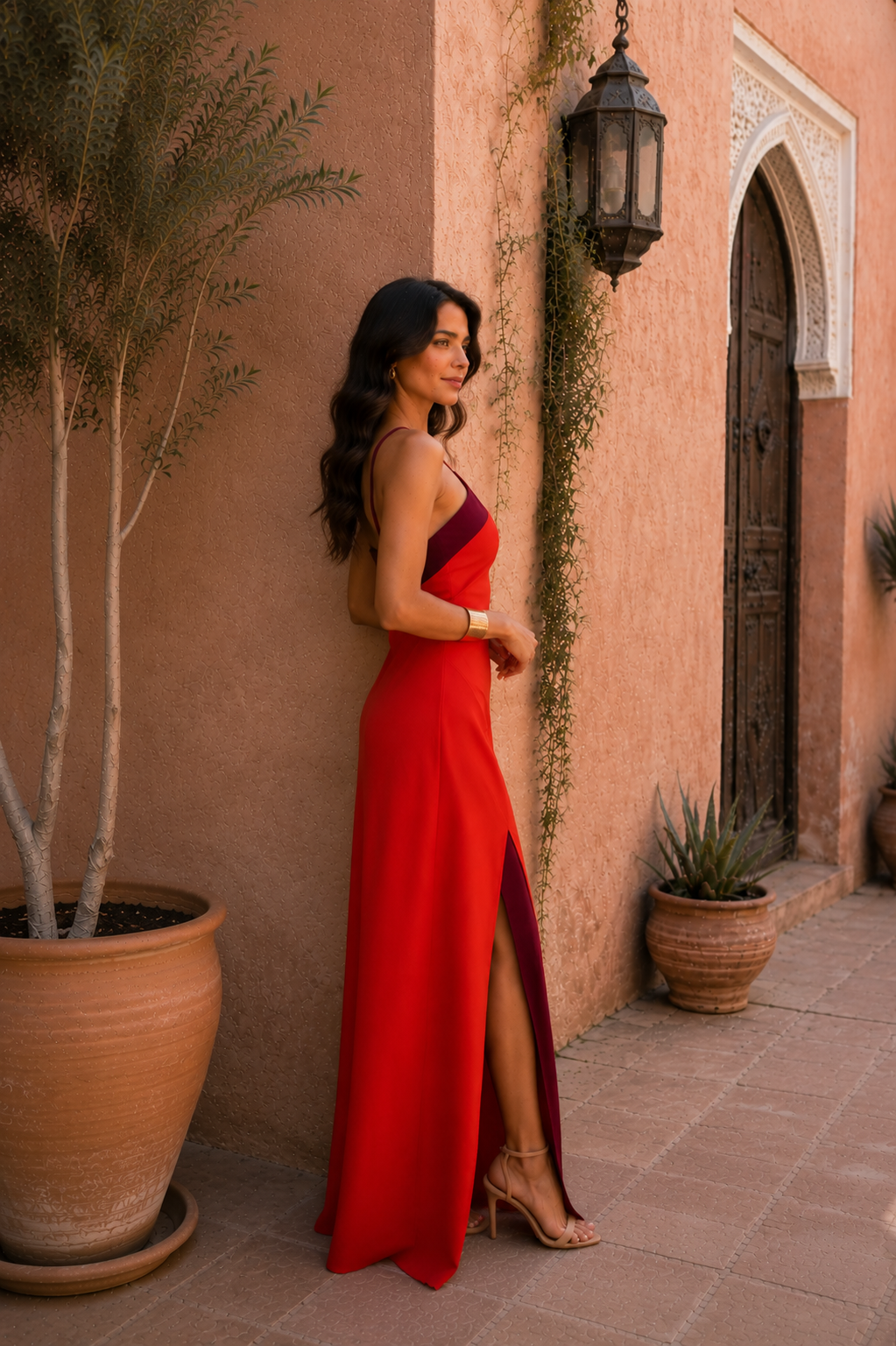 Vestido Sira · Largo halter con abertura