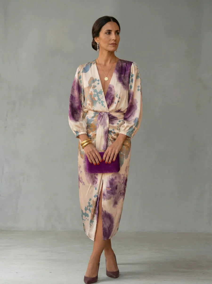 Valeria - Elegante vestido con escote en V
