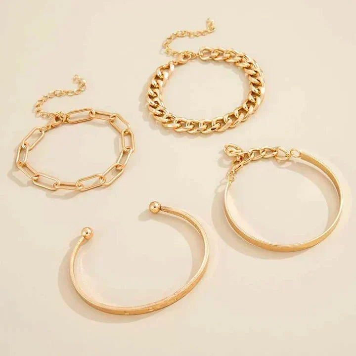 Set de Pulseras Doradas Modernas